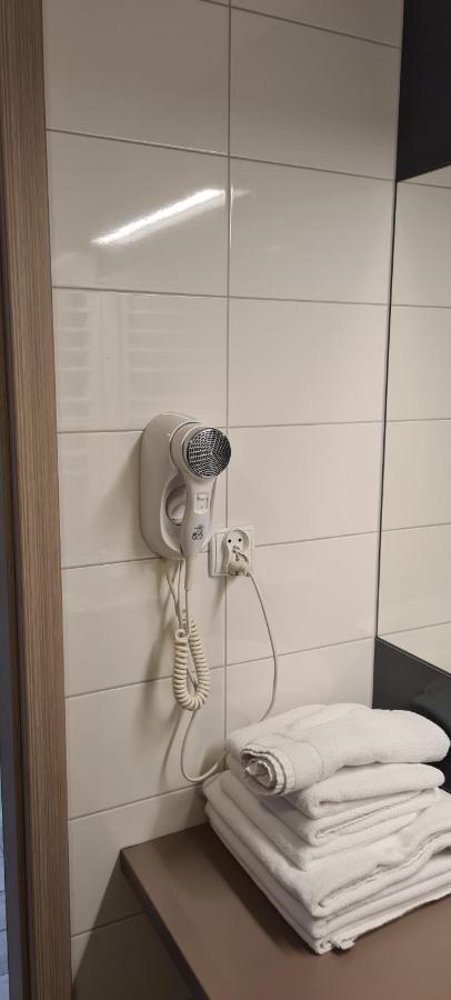 Apartamenty Czarna Gora S8 سيينا المظهر الخارجي الصورة
