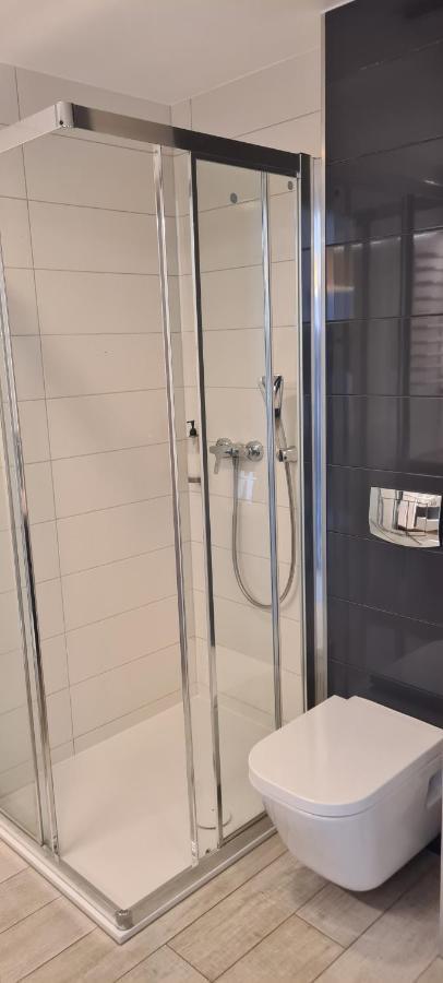 Apartamenty Czarna Gora S8 سيينا المظهر الخارجي الصورة
